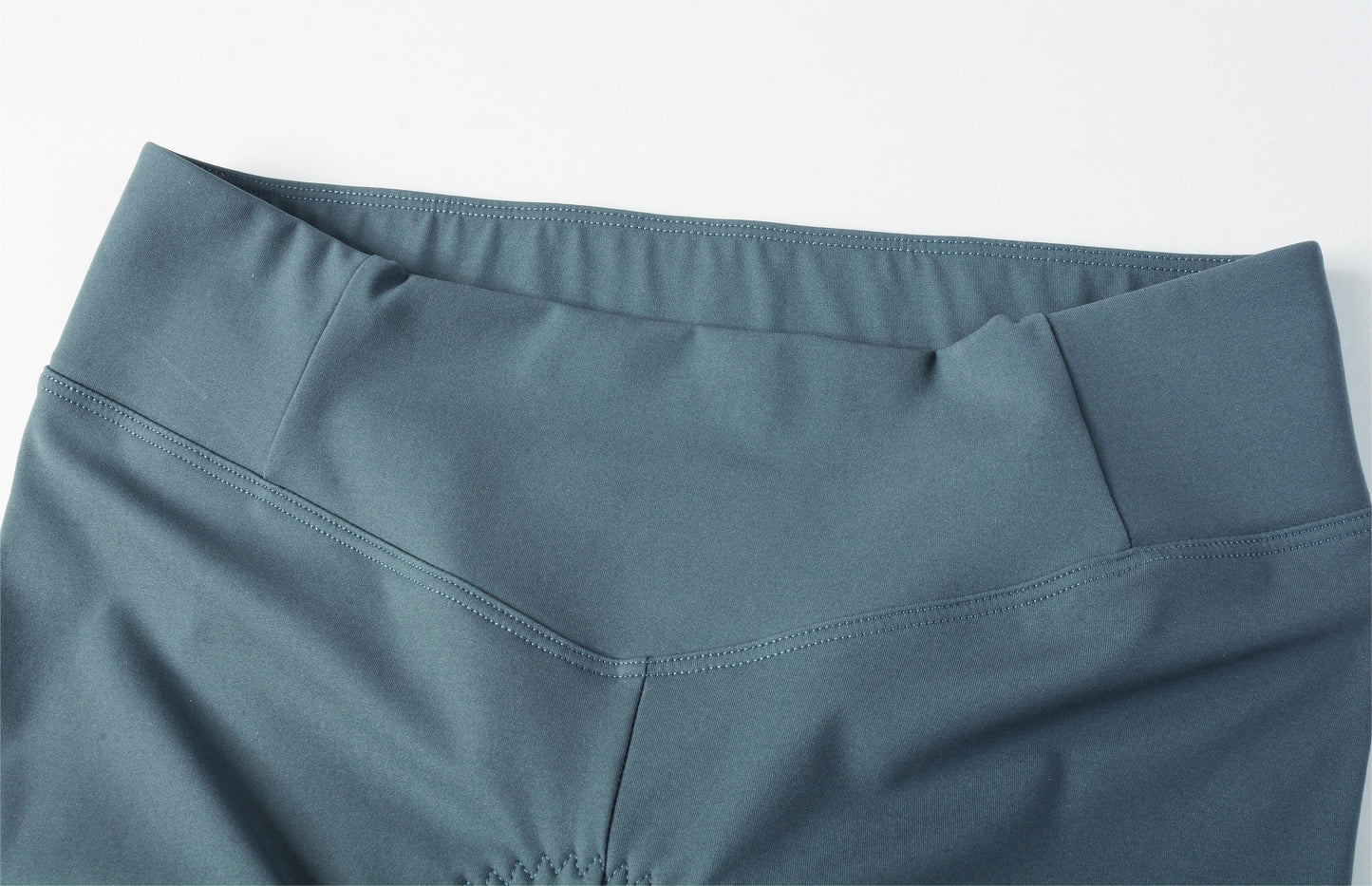 Women's Seamless Shorts CL-1 Astonishing Goose-Gentleman Gray