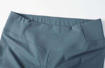 Women's Seamless Shorts CL-1 Astonishing Goose-Gentleman Gray