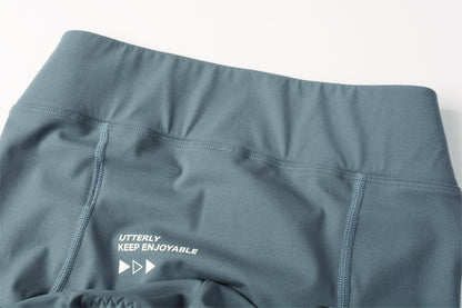 Women's Seamless Shorts CL-1 Astonishing Goose-Gentleman Gray