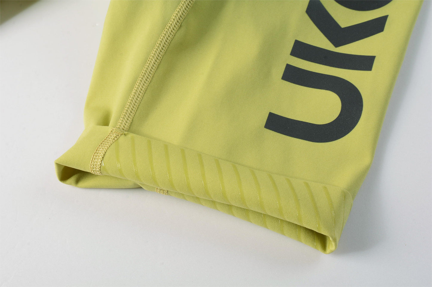 Women's Seamless Bib Shorts SI-1 Curly Shu-Pale yellow