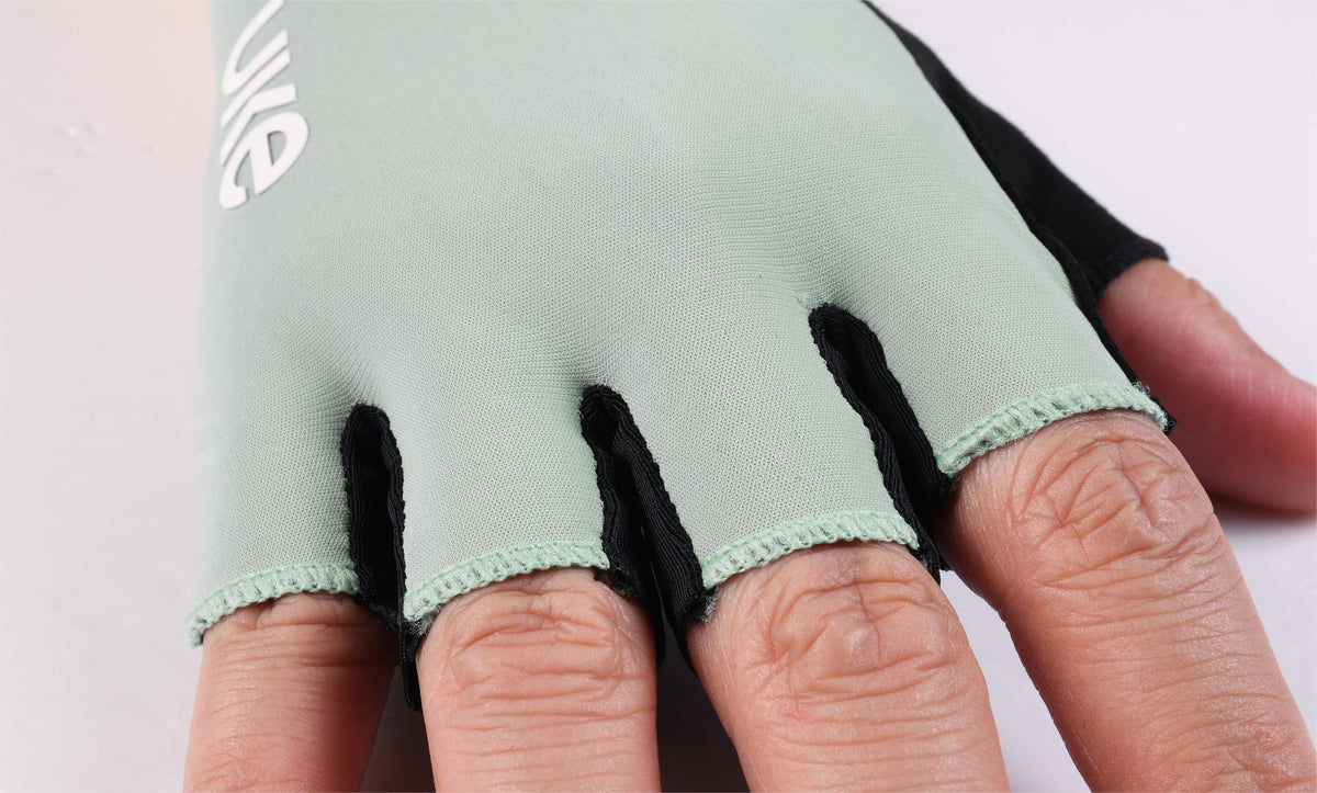 Short Fingers Gloves KuangYe - Sage green