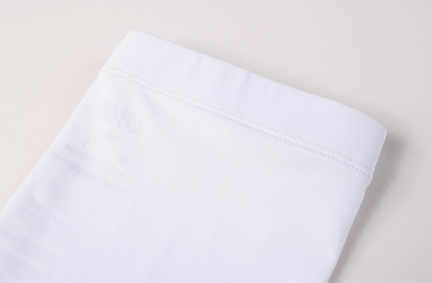 Cycling ice sleeves Cloud Gap-White