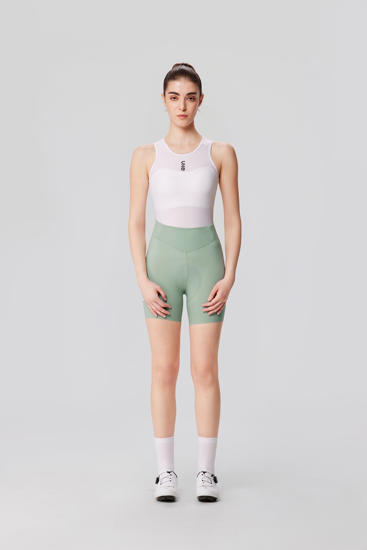 Women's Seamless Ultra Shorts Astonishing Goose-Sage green